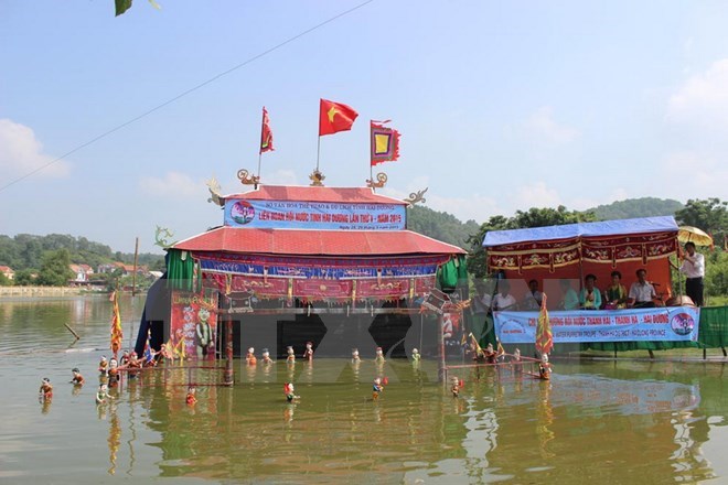- Dix pays au festival international de la marionnette à Hanoi