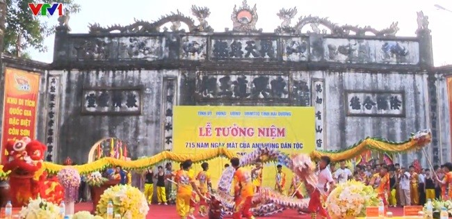 Con Son – Kiep Bac Autumn Festival 2015 opens