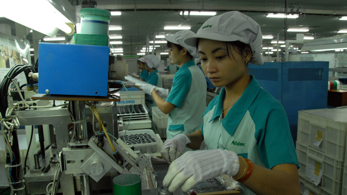 Mobile phone exports hit over USD24 billion