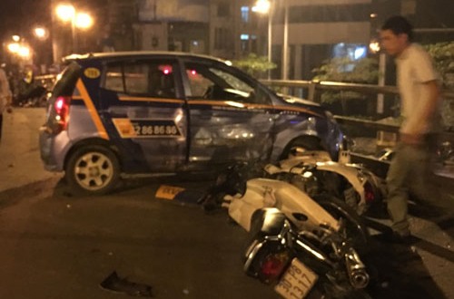 Taxi thế này thì “hoảng” quá