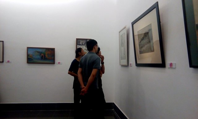 Triển lãm và bán đấu giá tác phẩm mỹ thuật ủng hộ phục dựng nhà Lang