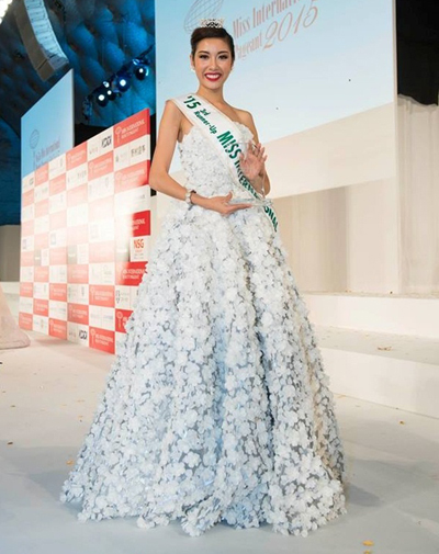 - Une première Vietnamienne 3e dauphine de Miss International 2015