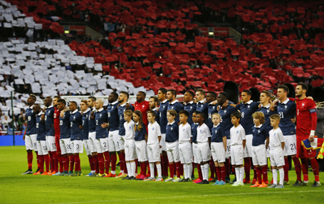 Tất cả các trận ở vòng 13 Premier League sẽ cử La Marseillaise