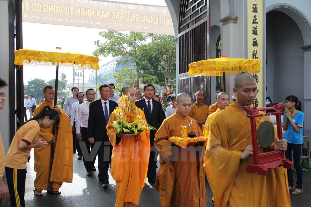 Đại lễ cầu siêu nạn nhân tử vong do tai nạn giao thông