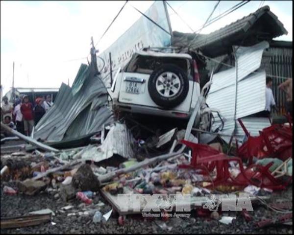 Bình Phước Tai nạn kinh hoàng trên quốc lộ 14, 3 người chết, 4 người bị thương