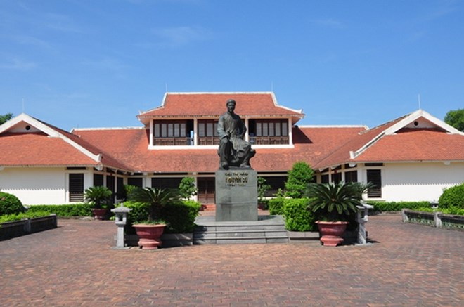 650 artists perform for 250th birthday anniversary of great poet Nguyen Du