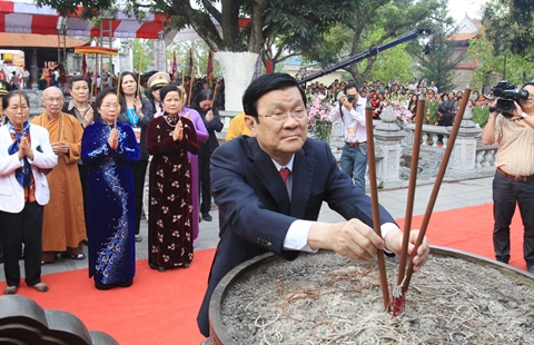 Célébration du 1975e anniversaire de l insurrection des deux Sœurs Trung à Mê Linh