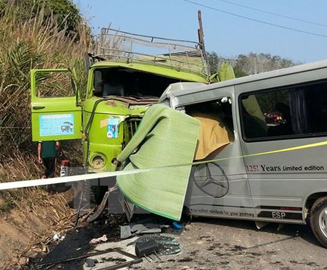 Thanh Hoá Xe khách gây tai nạn nghiêm trọng trên đường Hồ Chí Minh
