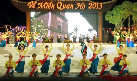 Bac Ninh  préparation du programme “Retour au village natal du Quan ho 2015”