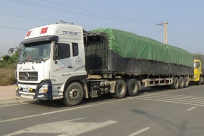 Cao Bằng Xe quá tải ngang nhiên lộng hành trên tỉnh lộ 207