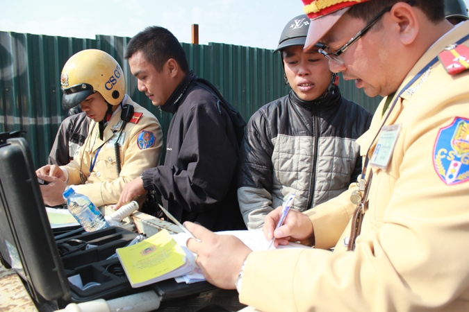 Ý kiến của Phó Thủ tướng Nguyễn Xuân Phúc về đề xuất tăng mức phạt giao thông