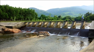 France aider le Vietnam dans le développement du réseau de canaux d’irrigation