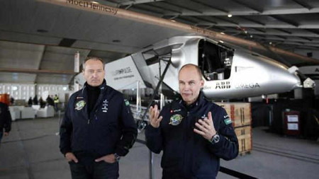 Solar plane takes off on world tour