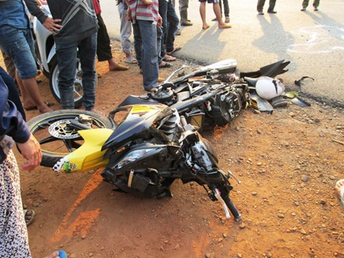 Bình Phước Tai nạn nghiêm trọng trên quốc lộ 14, hai người tử vong