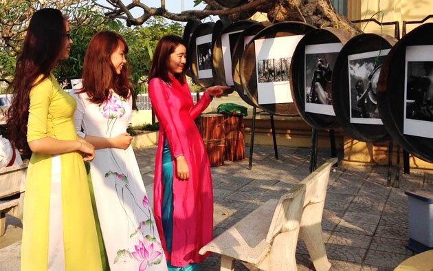 Da Nang  expo photo pour marquer le quarantenaire de la libération de la vile