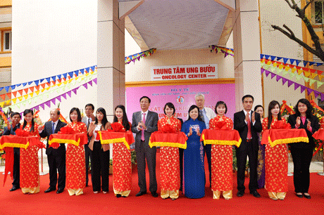 Quang Ninh Inauguration d’un Centre anticancéreux