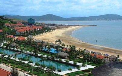 Quang Ninh  Lancement d un programme pour inciter les Vietnamiens à voyager dans leur pays