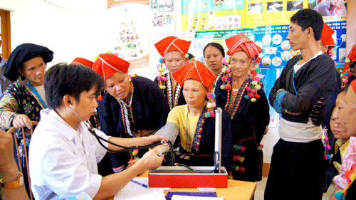 Huyện vùng sâu Gò Quao thực hiện tốt công tác bảo hiểm y tế tự nguyện