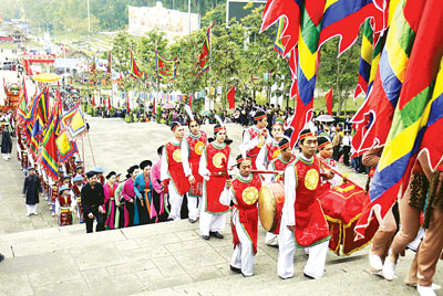 Stamp collection on Hung Kings worshipping belief to be issued