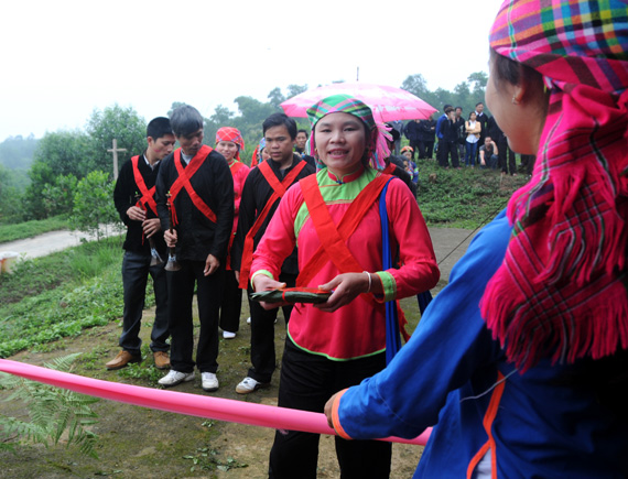 Marriage customs of Giay ethnic minority in Lao Cai province