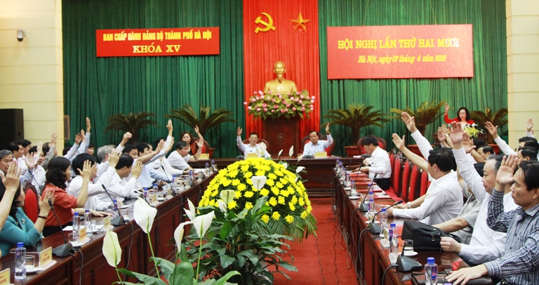 Khắc phục tư tưởng cục bộ, bè phái trong công tác cán bộ