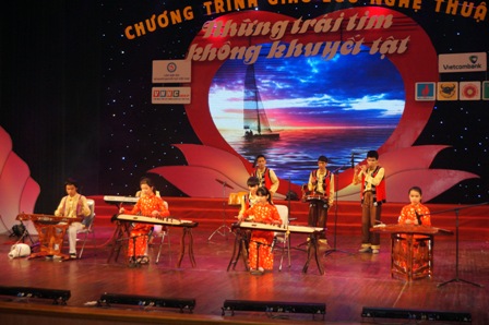 Giao lưu nghệ thuật “Những trái tim không khuyết tật” lần thứ 4