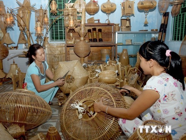 Sixth Hue Traditional Craft Festival
