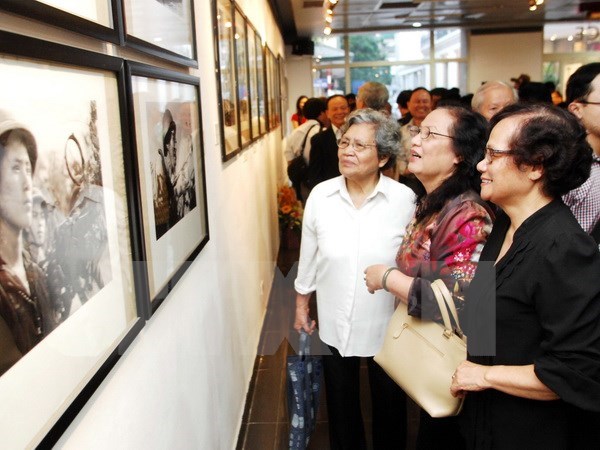 World supports Vietnam for national reunification