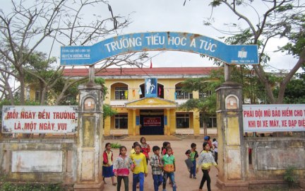 Khẩn trương khắc phục tình trạng học sinh “ngồi nhầm lớp”