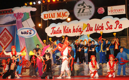 Nhiều hoạt động hấp dẫn trong tuần Văn hóa – Du lịch Sa Pa năm 2015