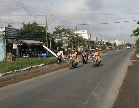 Động thổ Dự án đầu tư xây dựng công trình cải tạo, nâng cấp Quốc lộ 53 đoạn Long Hồ - Ba Si