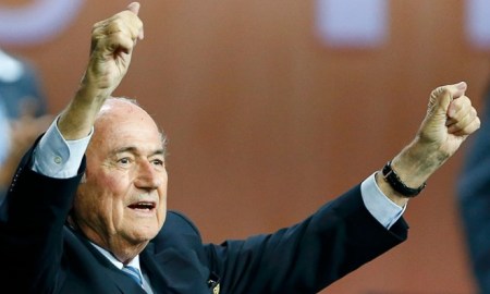 Bất chấp sức ép dữ dội, Sepp Blatter vẫn tái đắc cử Chủ tịch FIFA