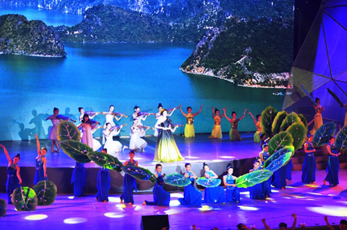 Ouverture du carnaval de Ha Long 2015