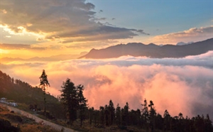 Ham Rong mountain among world’s top 8 stunning sunsets