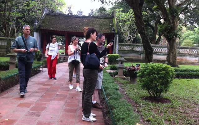 Bàn giải pháp cấp bách thúc đẩy Du lịch Việt Nam phát triển