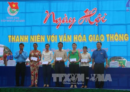 Ngày hội thanh niên với văn hóa giao thông 2015 Nâng cao nhận thức của thanh niên khi tham gia giao thông