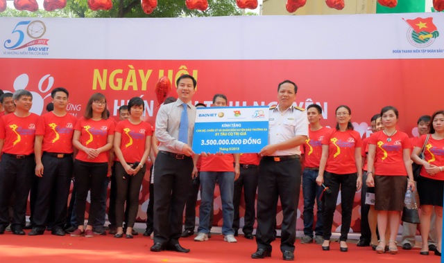Tập đoàn Bảo Việt hướng về Trường Sa