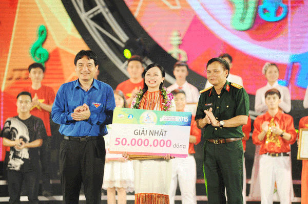 Chung kết Hành trình bài ca sinh viên 2015