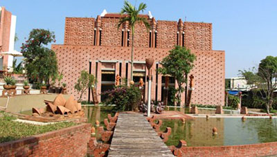 Quang Nam inauguration du plus grand parc de faïence du Vietnam
