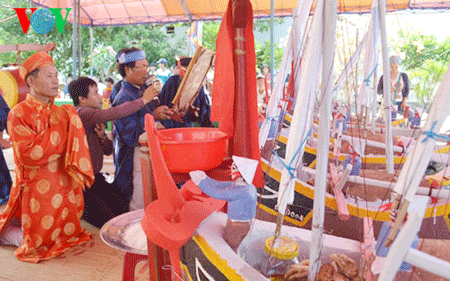 越南广义省举行2015年黄沙兵替身祭礼