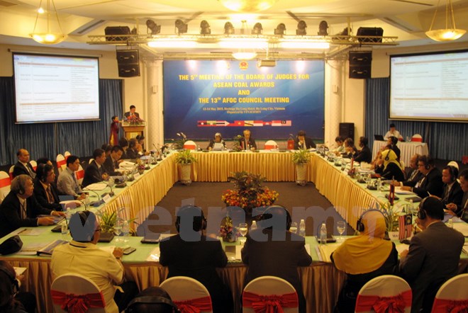 第13届东盟煤炭论坛在广宁省下龙市正式开幕