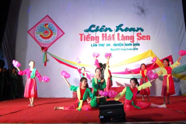 Liên hoan tiếng hát Làng Sen toàn quốc với chủ đề “Sáng mãi tên Người”