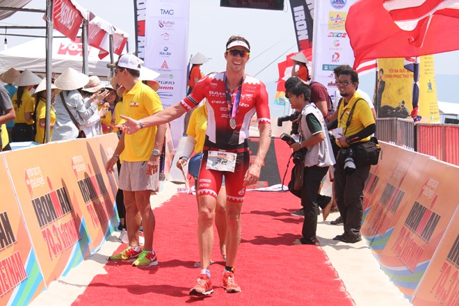 Un Sud-africain remporte l’Ironman de Da Nang