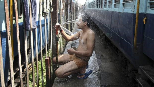 Heatwave kills over 1000 in India