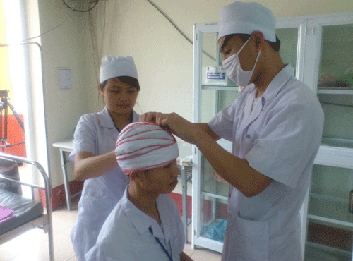 Khẩn trương ban hành văn bản về đào tạo nhân lực y tế trong tháng 5 2015