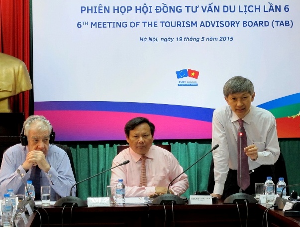 Bàn các giải pháp thúc đẩy du lịch phát triển