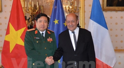 越南与法国加强防务合作