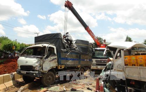 Khẩn trương giải tỏa ách tắc do tai nạn giao thông trên Quốc lộ 14