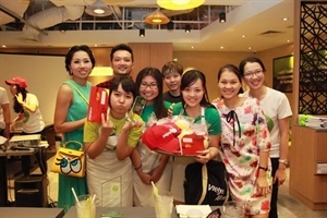 Gastronomie un concours pour Vietnamiens à Singapour