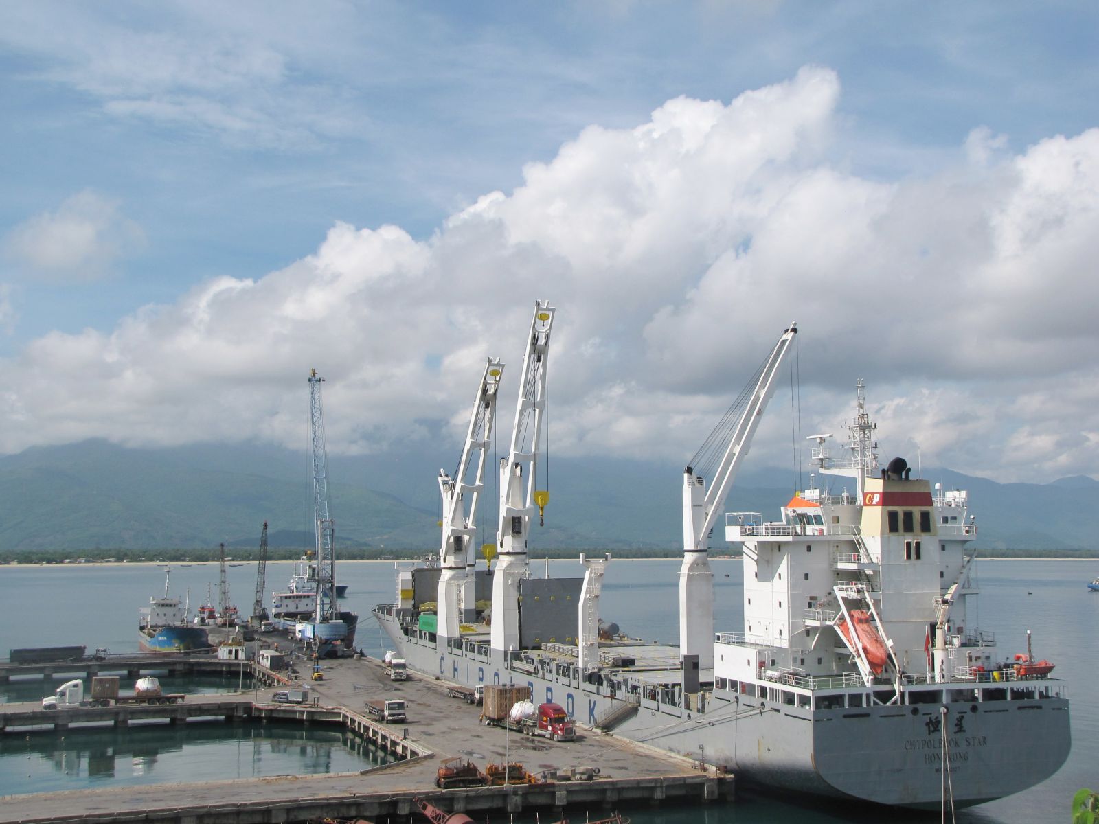 US’s group to invest USD5 billion in Chan May port